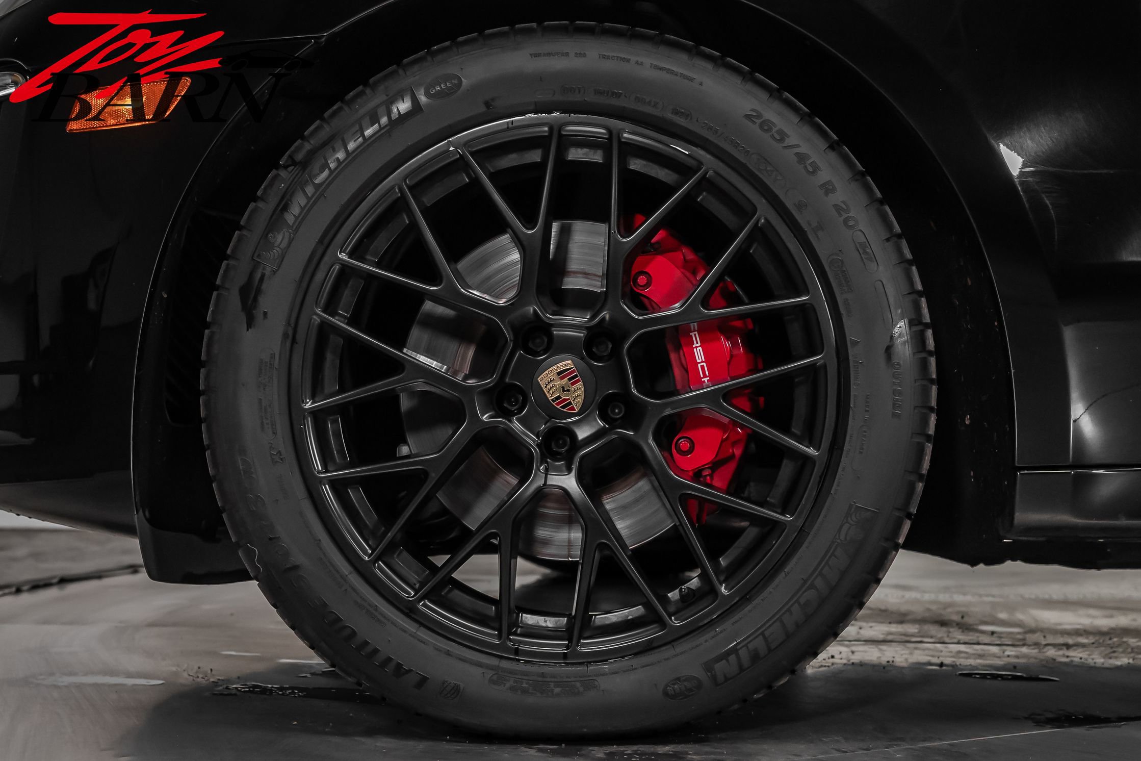 Used 2018 Porsche Macan GTS image 14