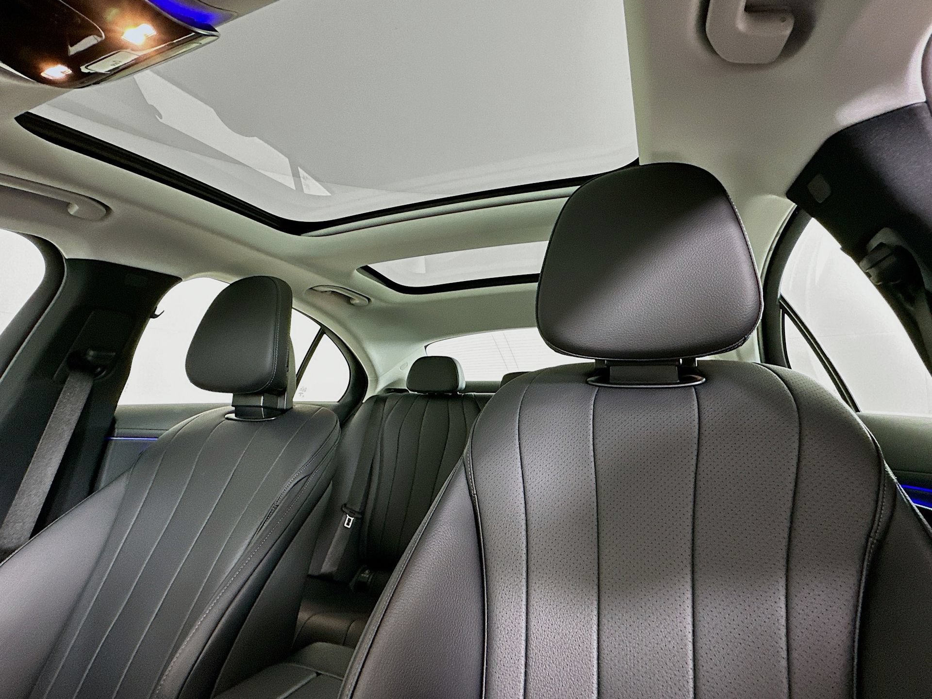 Certified 2025 Mercedes-Benz E 350 4MATIC Sedan image 24