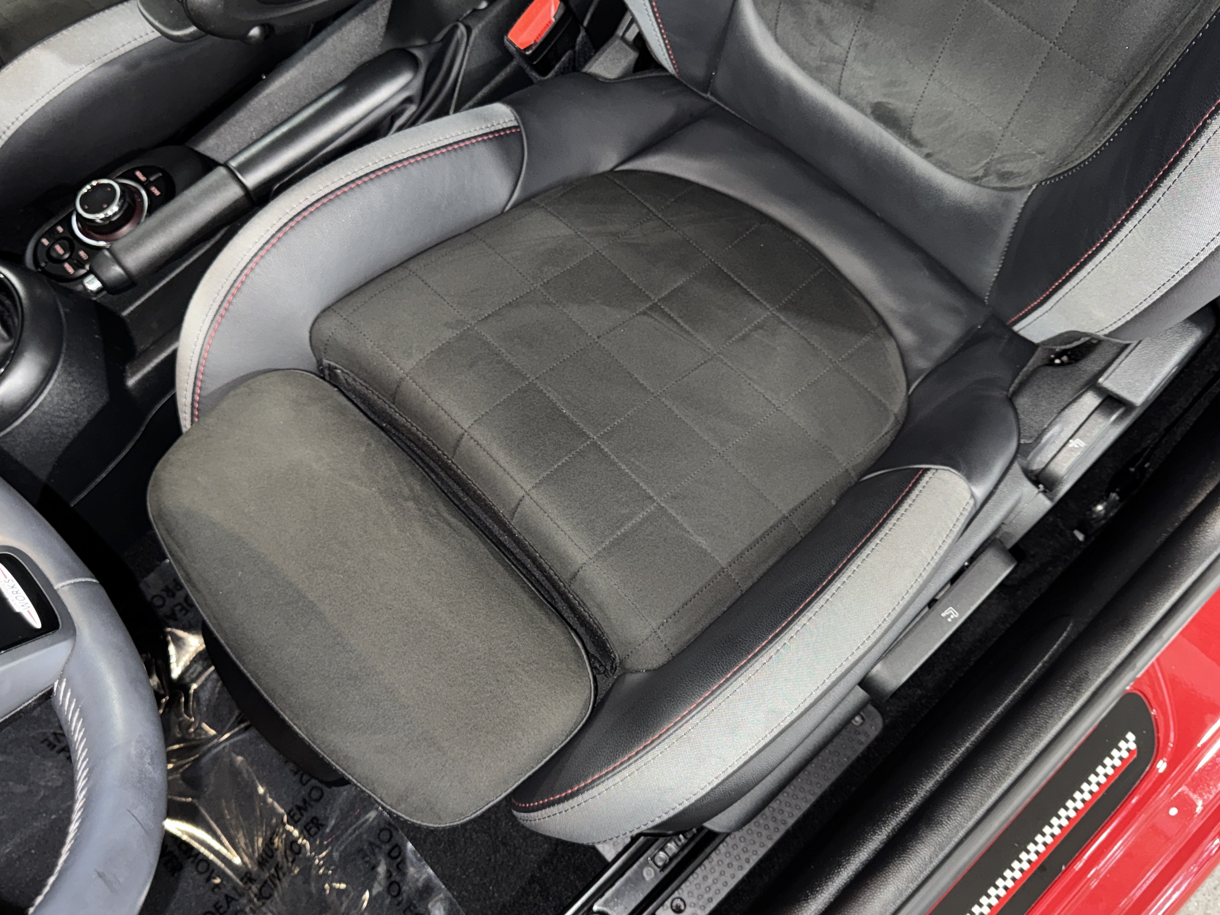 Used 2024 MINI Cooper John Cooper Works FWD image 31