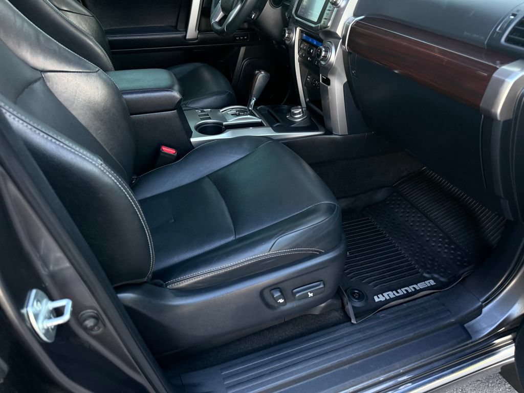 Used 2019 Toyota 4Runner Limited AWD/4WD image 47