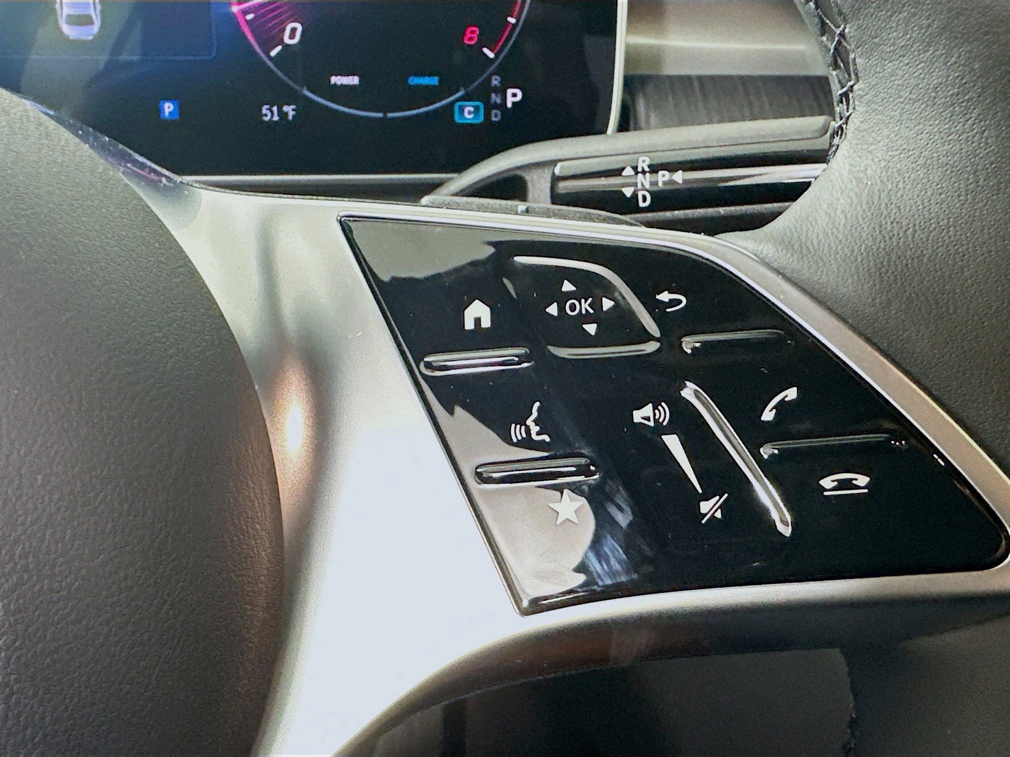 Certified 2026 Mercedes-Benz C 300 4MATIC Sedan image 13