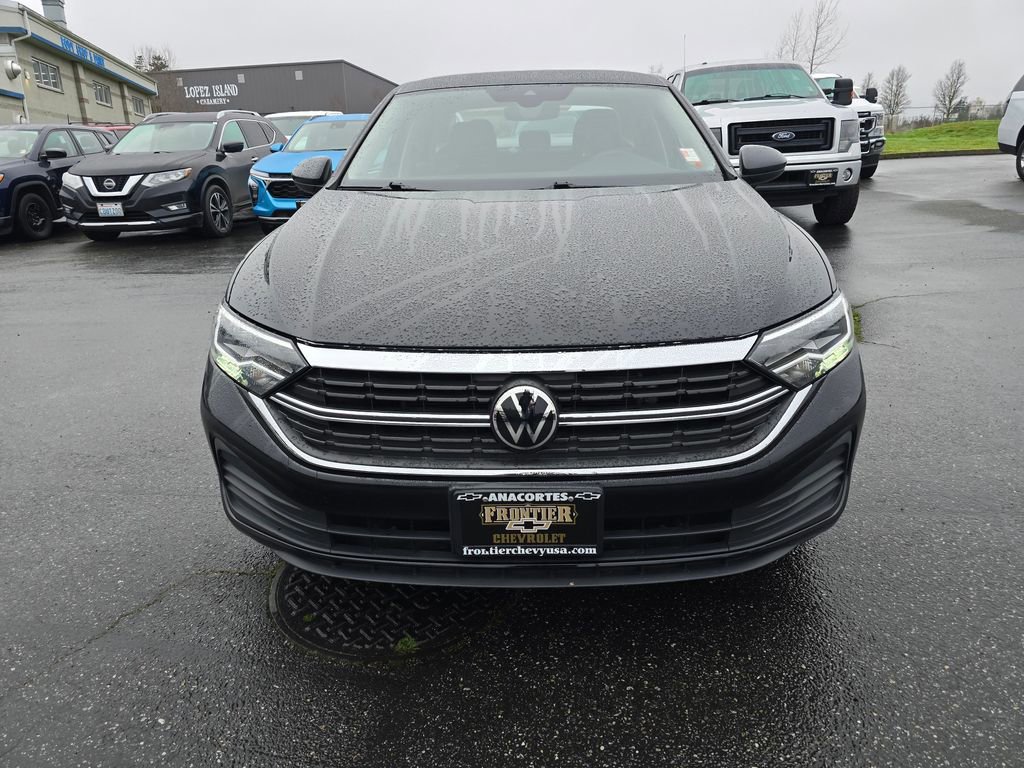 Used 2024 Volkswagen Jetta S image 9