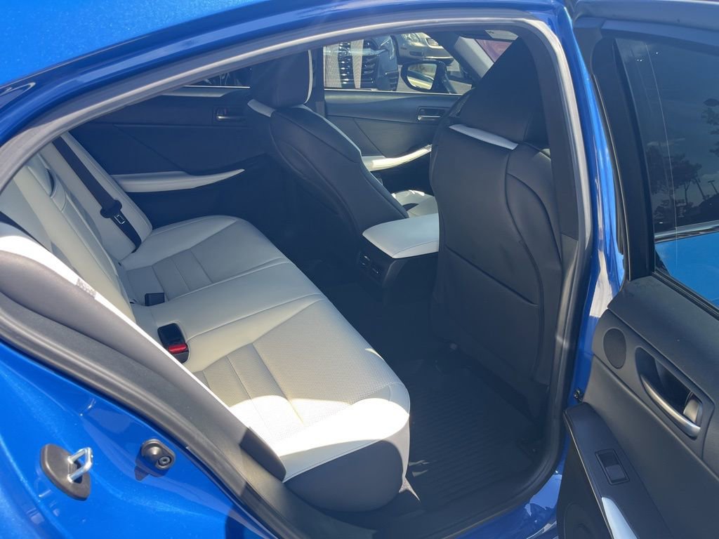 Used 2021 Lexus IS 350 F Sport image 7