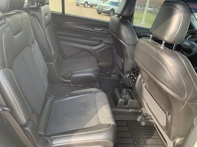 Used 2025 Jeep Grand Cherokee L Altitude image 31