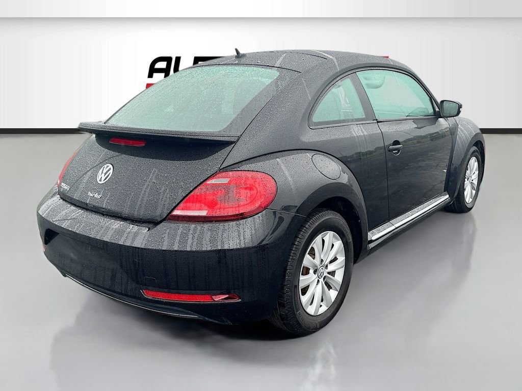 Used 2019 Volkswagen Beetle 2.0T S image 7