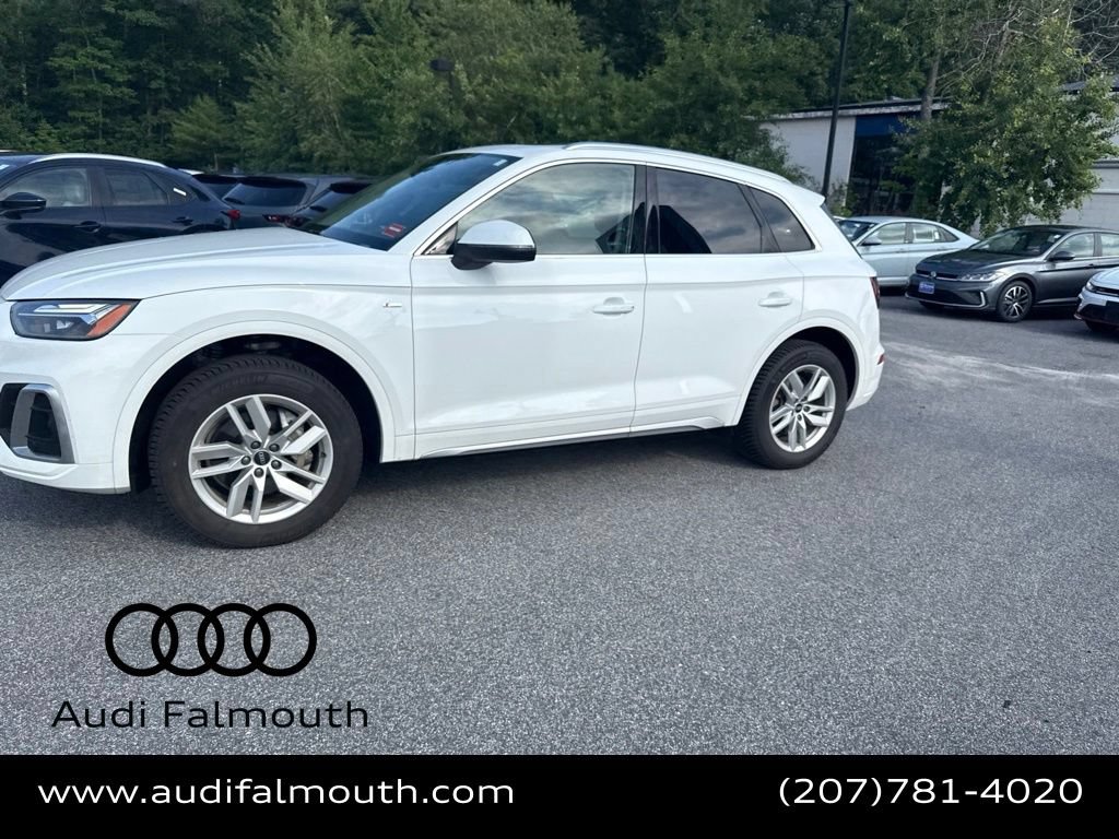 Used 2022 Audi Q5 2.0T Premium w/ Convenience Package AWD/4WD image 16
