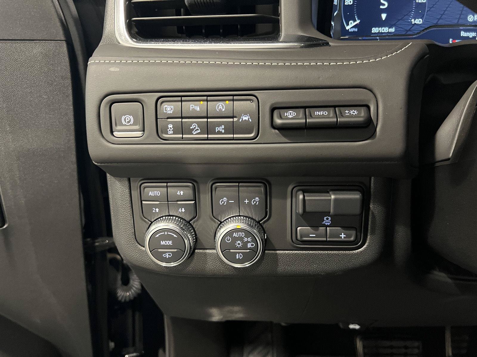 Used 2024 GMC Yukon Denali Ultimate AWD/4WD image 15