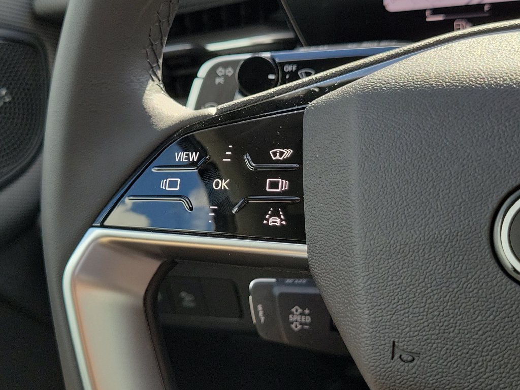 New 2026 Audi Q3 quattro 2.0T AWD/4WD image 9