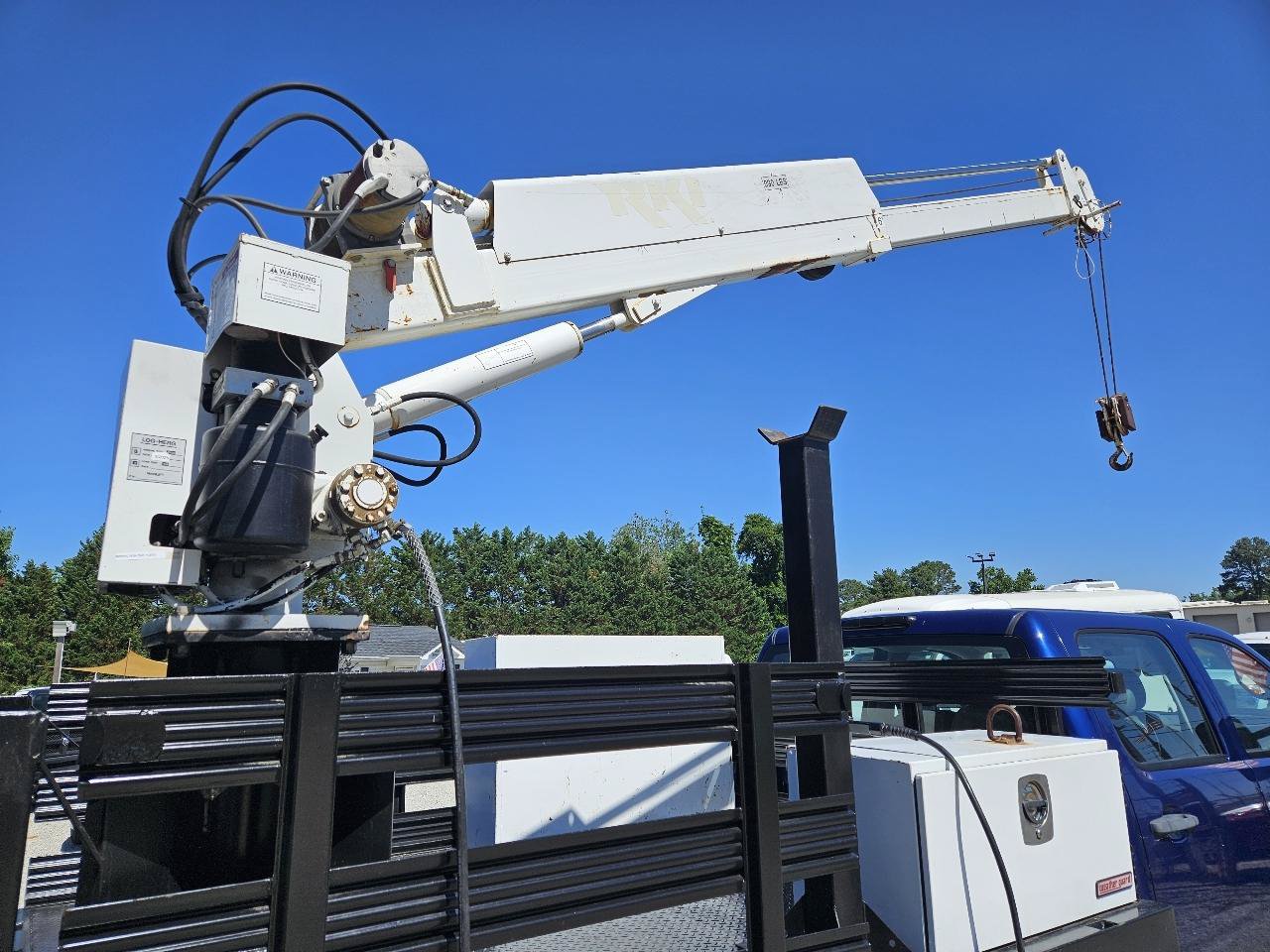 Used 2014 Chevrolet Silverado 3500 W/T w/ Skid Plate Package AWD/4WD image 8