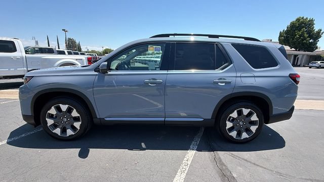New 2026 Honda Pilot Touring image 7