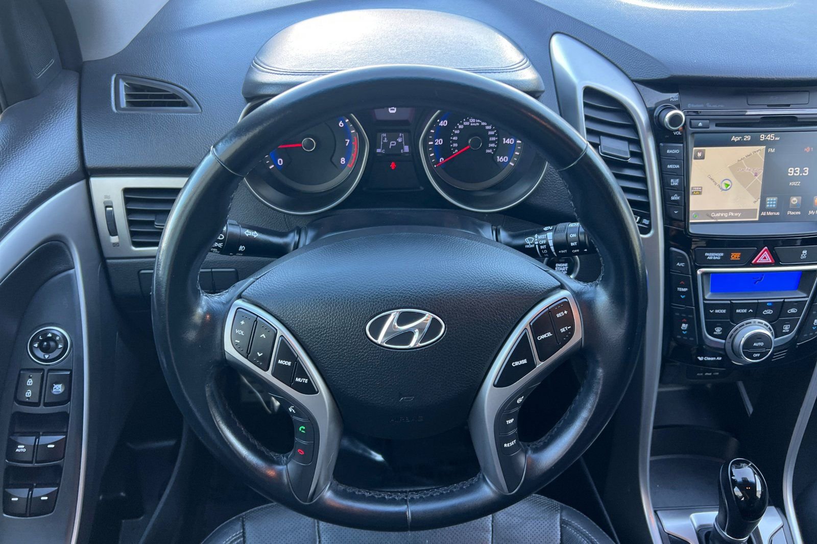 Used 2016 Hyundai Elantra GT w/ Option Group 03 FWD image 14