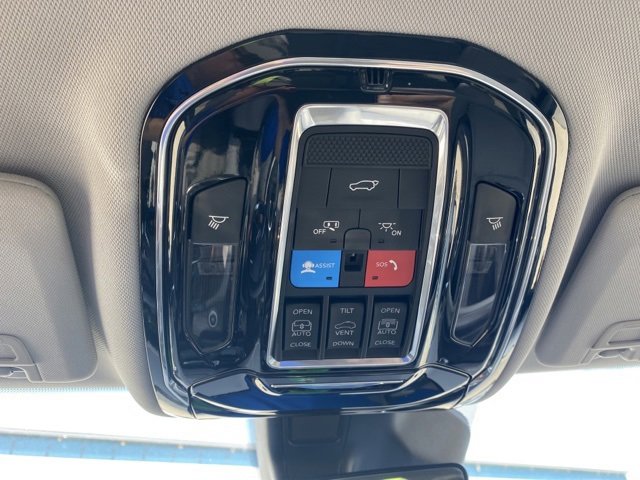 Used 2021 Jeep Grand Cherokee L Overland image 25