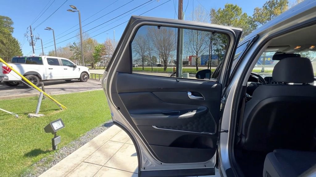 Used 2020 Hyundai Santa Fe SEL w/ Convenience Package image 39