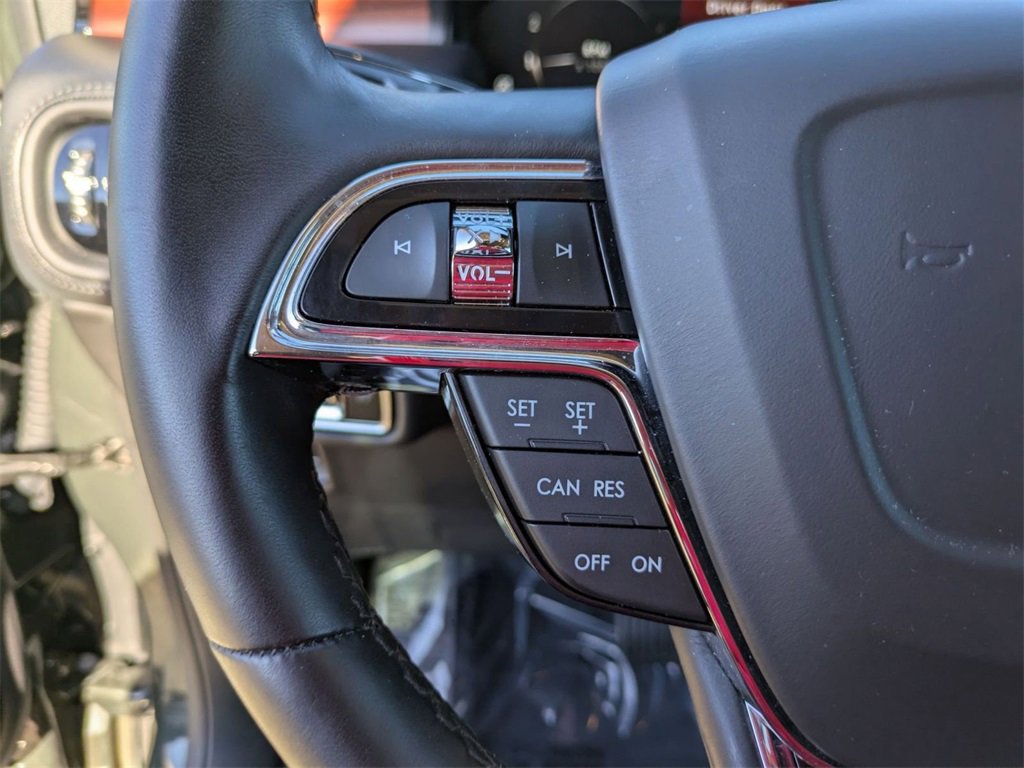 Certified 2023 Lincoln Nautilus Reserve image 19