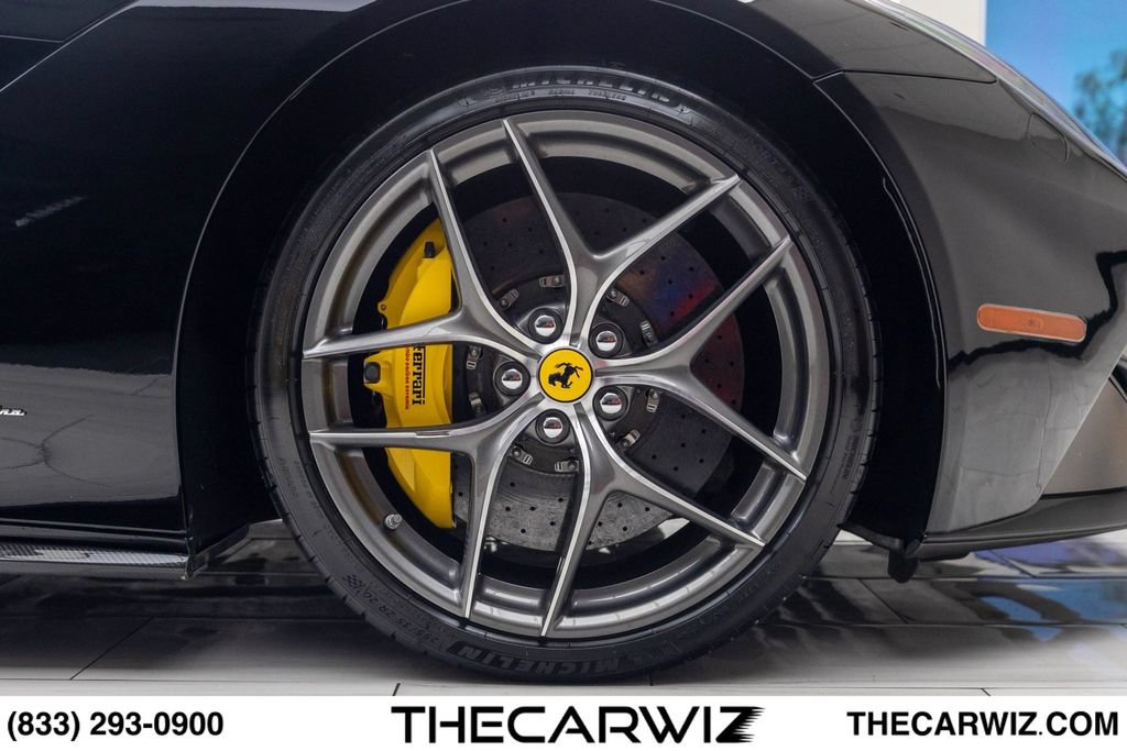Used 2014 Ferrari F12 Berlinetta RWD image 38