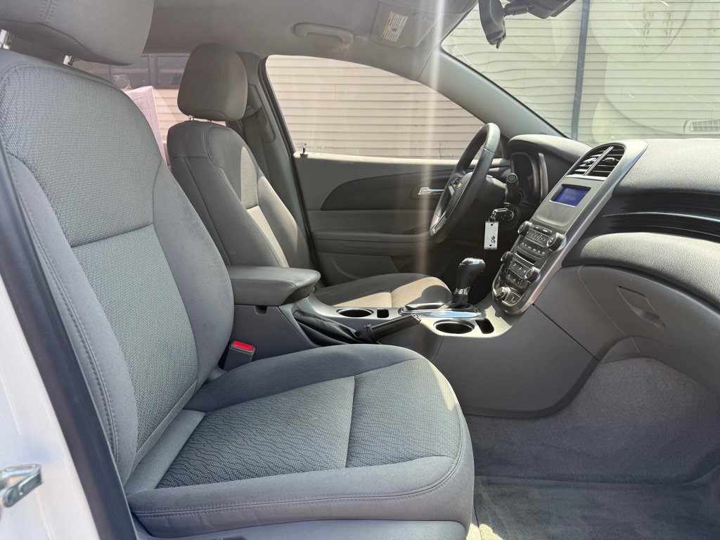 Used 2016 Chevrolet Malibu LS image 10