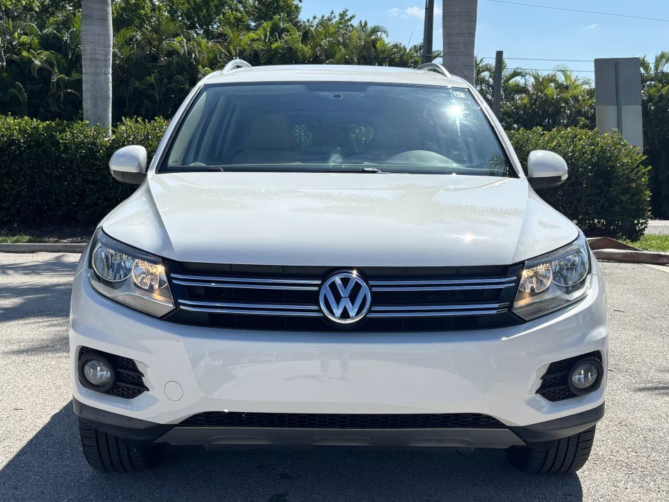 Used 2014 Volkswagen Tiguan SE FWD image 3