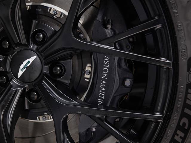 Used 2026 Aston Martin DB12 Convertible image 39