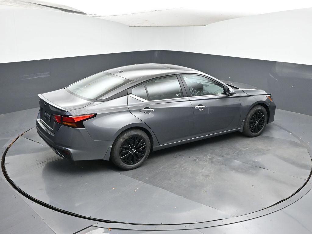 New 2025 Nissan Altima 2.5 SV w/ SV Special Edition Package image 35