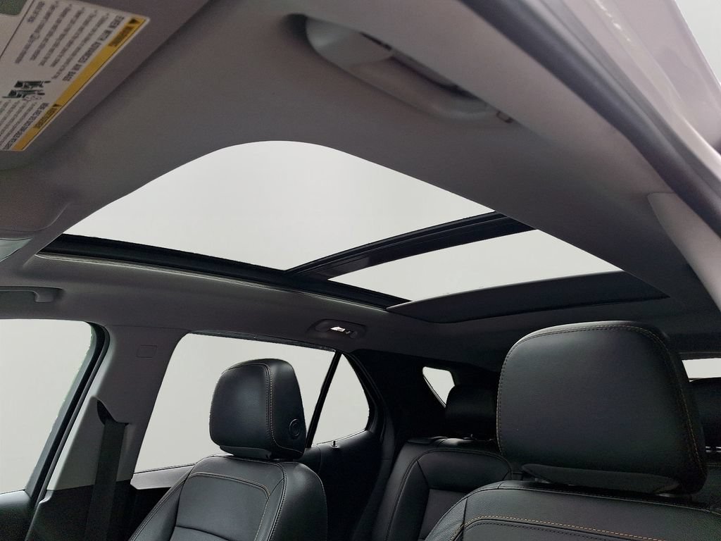 Used 2020 Chevrolet Equinox Premier AWD/4WD image 16