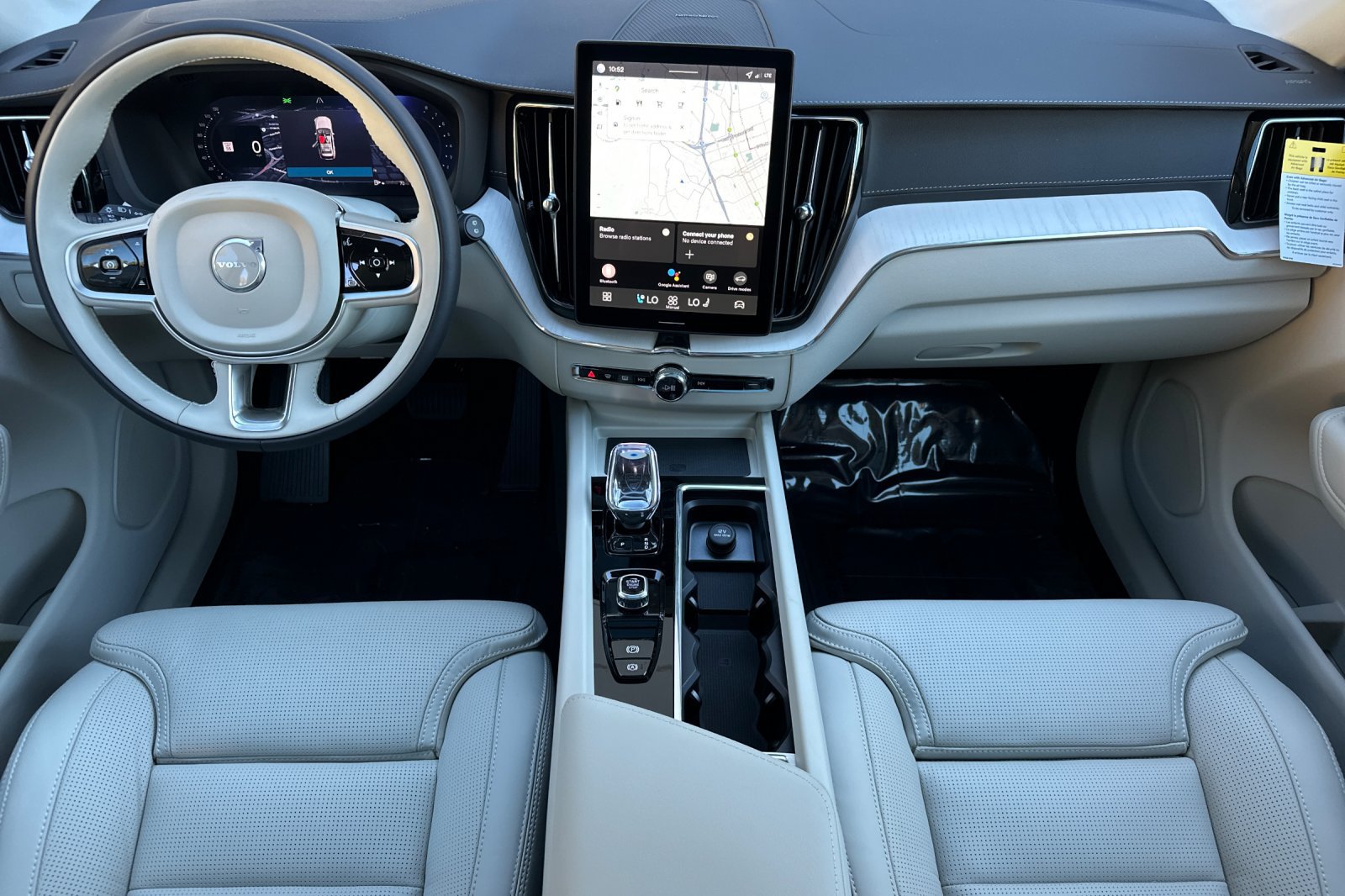 New 2026 Volvo XC60 B5 Ultra w/ Climate Package AWD/4WD image 10