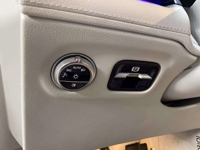 Used 2023 Mercedes-Benz EQS 450+ 4MATIC SUV w/ AMG Line Exterior Package image 35