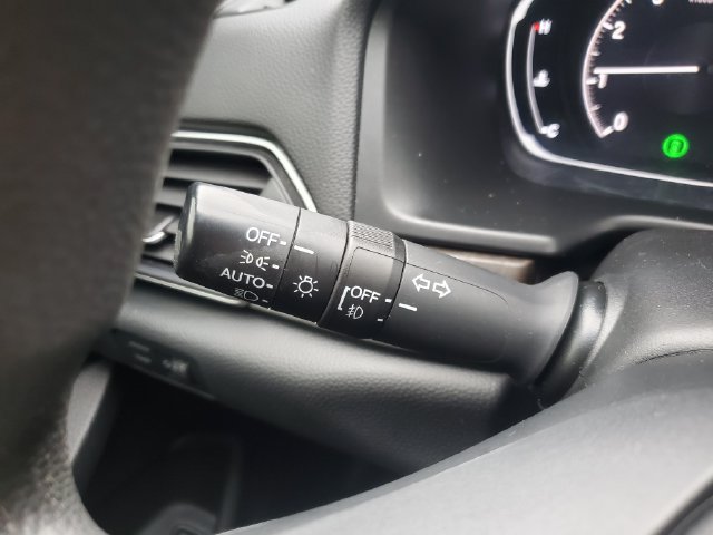 Used 2020 Honda Accord EX image 18