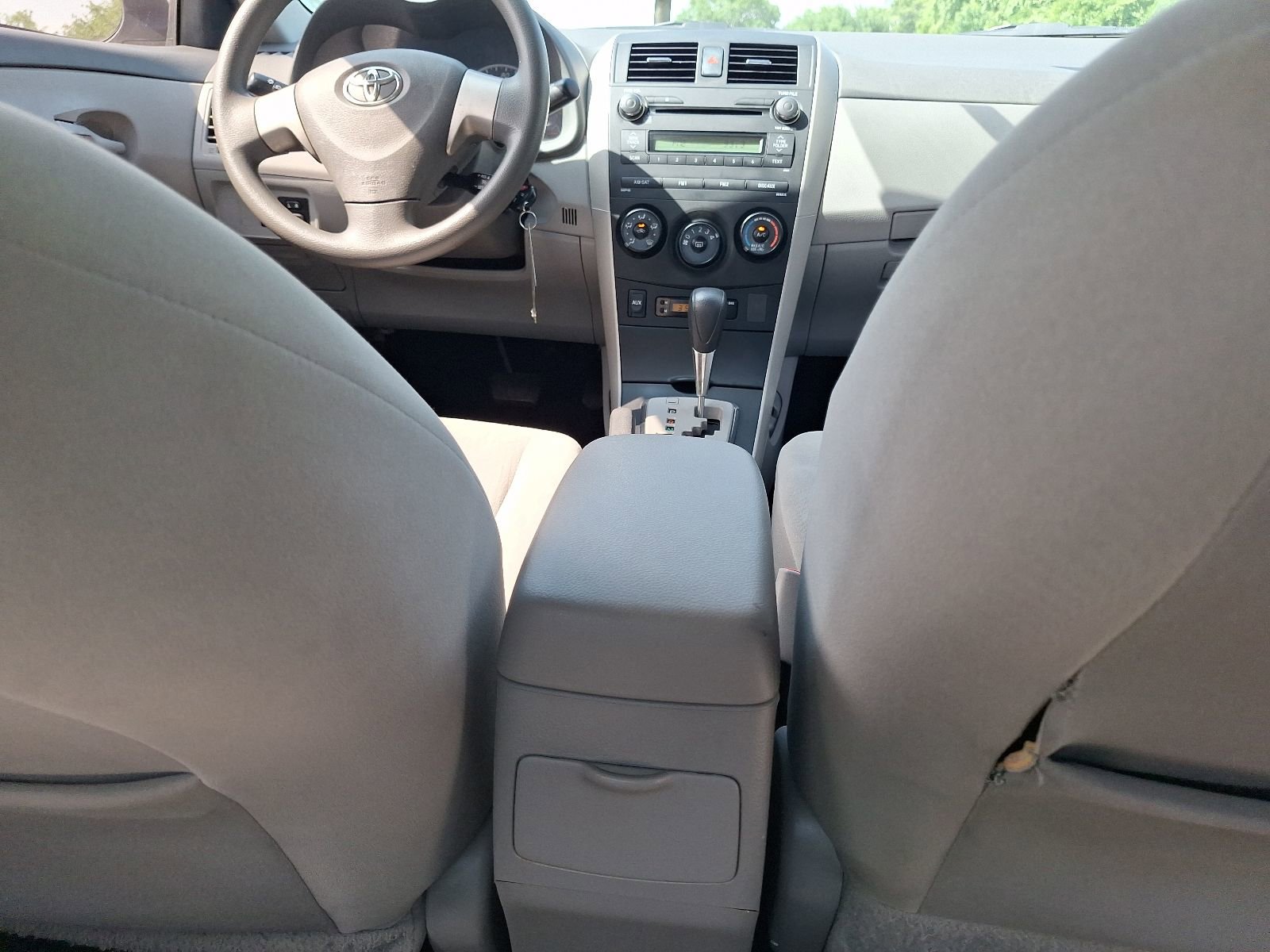 Used 2010 Toyota Corolla FWD image 28