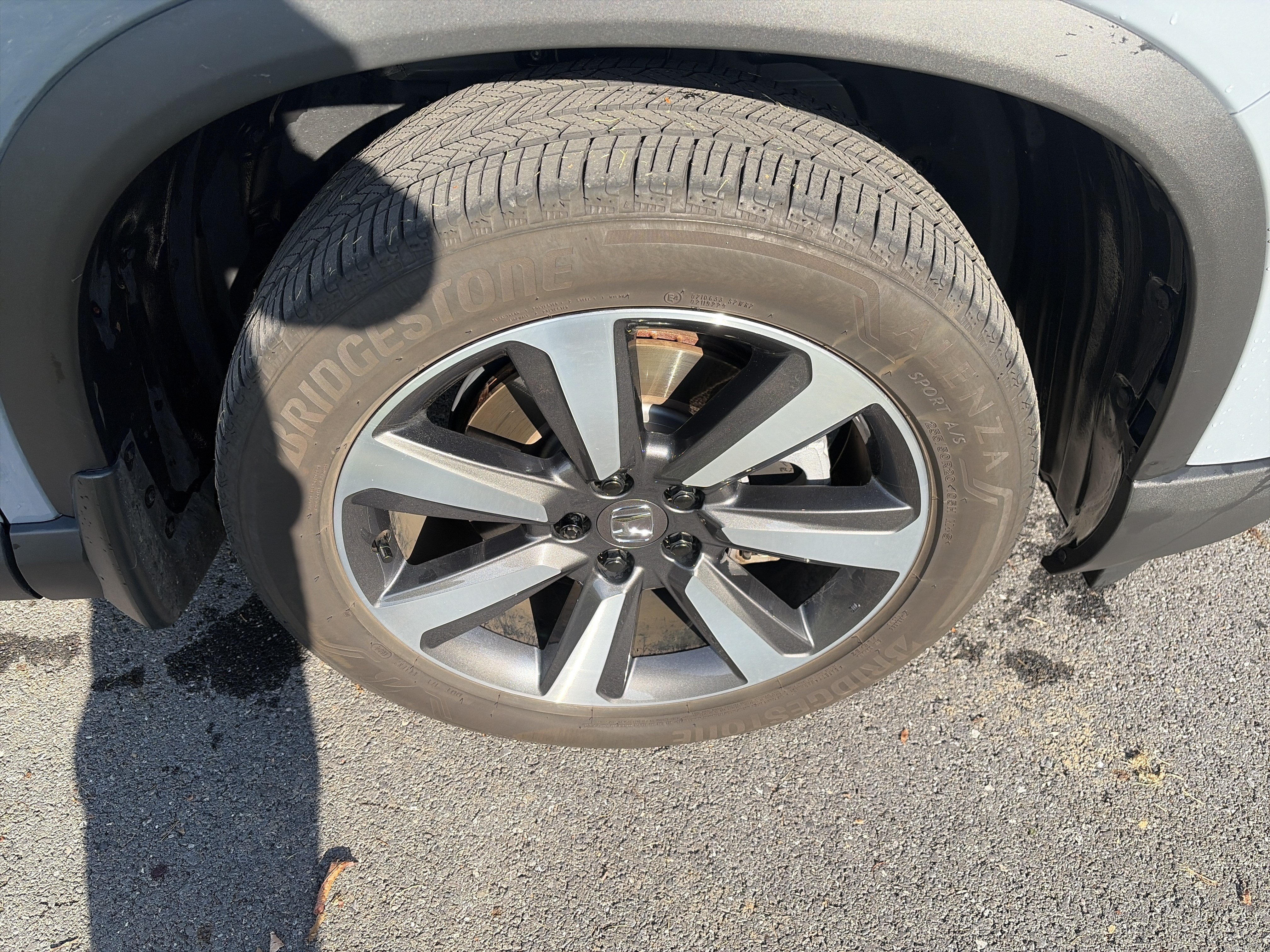 Used 2025 Honda Pilot Touring image 10