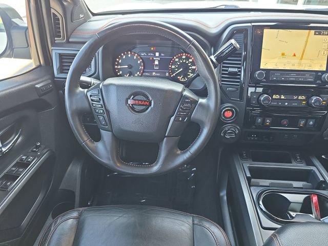Used 2021 Nissan Titan PRO-4X w/ Pro-4x Convenience Package image 12