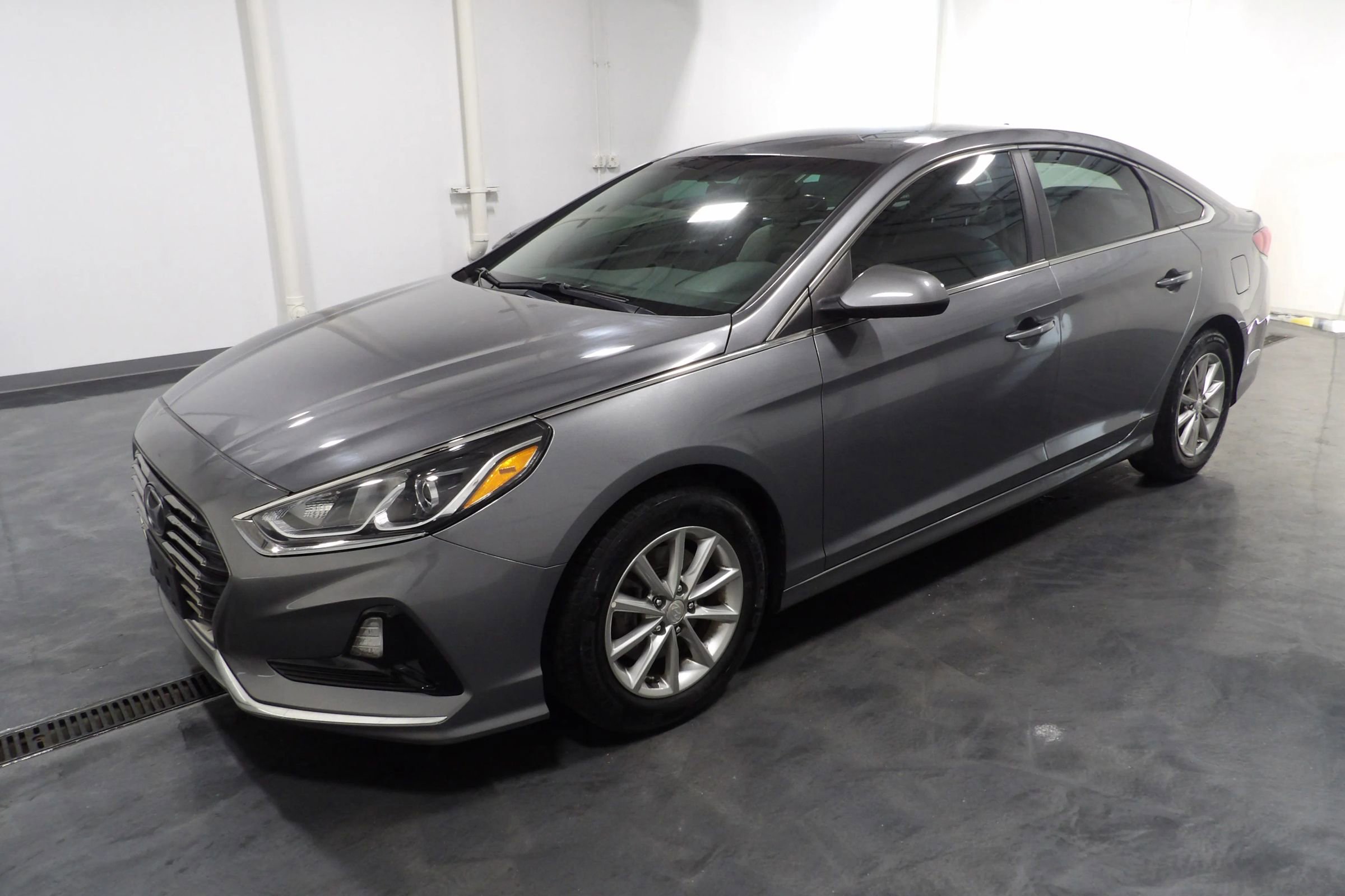 Used 2018 Hyundai Sonata ECO FWD image 3
