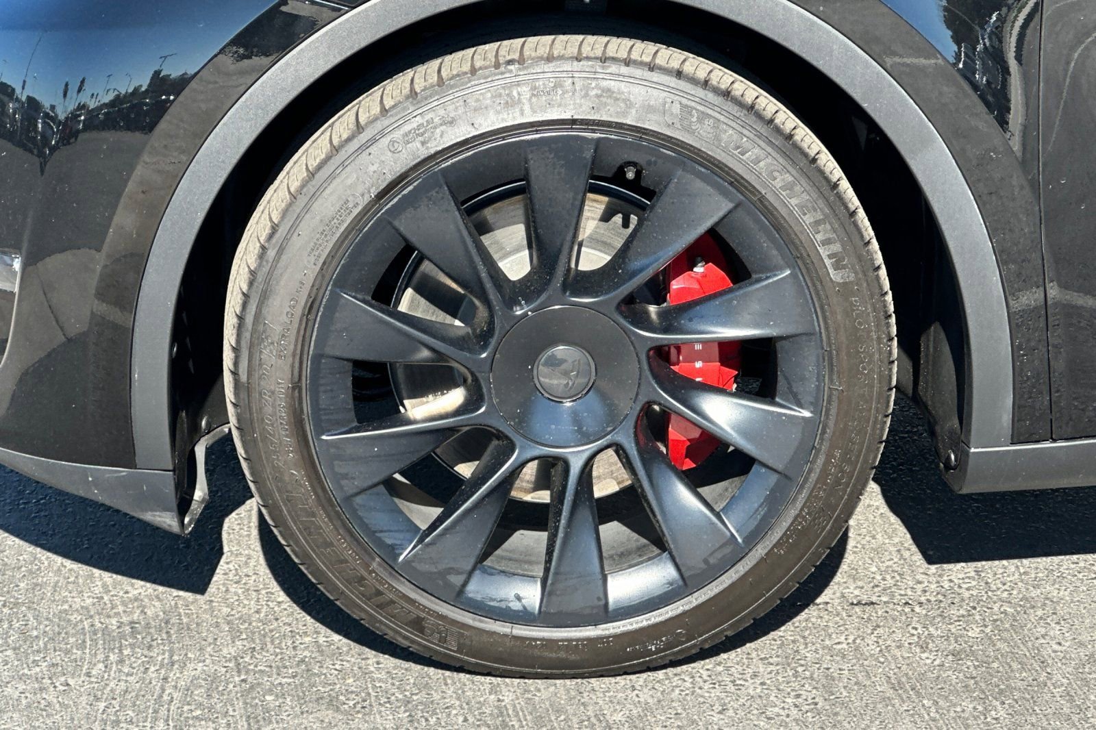 Used 2023 Tesla Model Y Long Range image 25