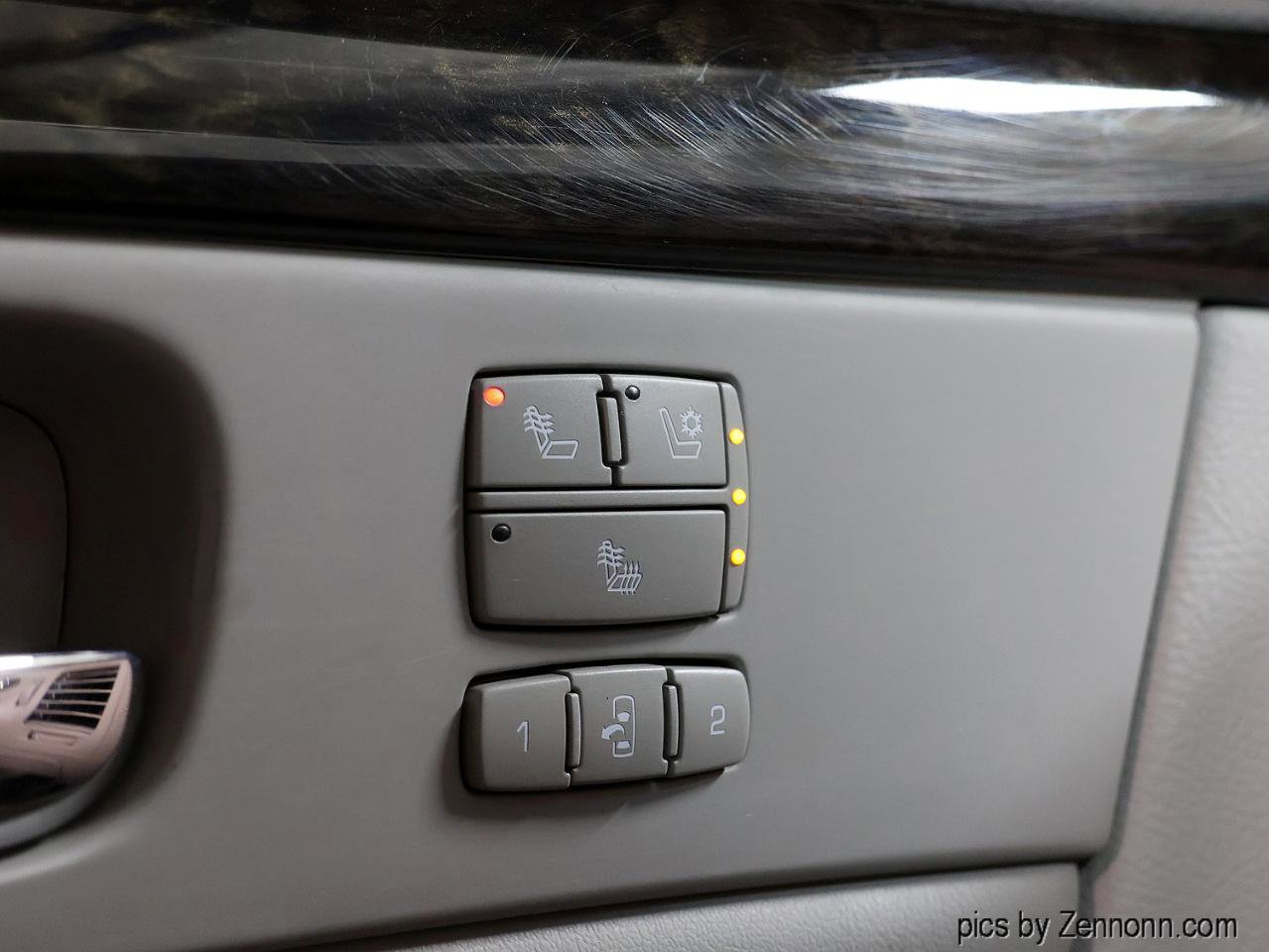 Used 2011 Cadillac DTS Luxury FWD image 20