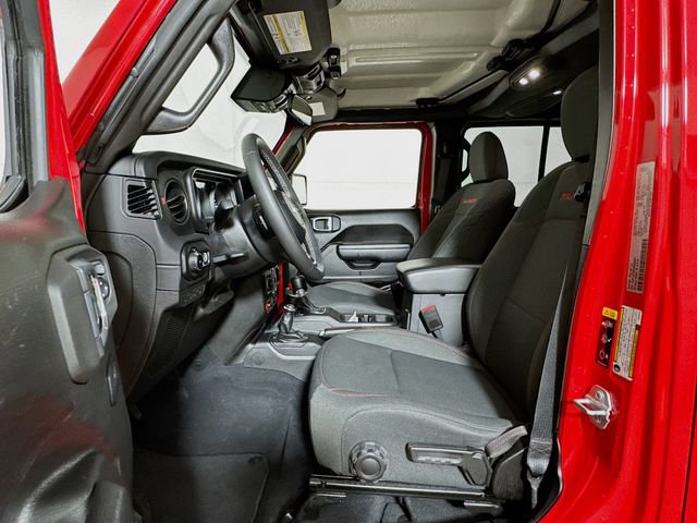 Used 2025 Jeep Wrangler Unlimited Rubicon AWD/4WD image 17