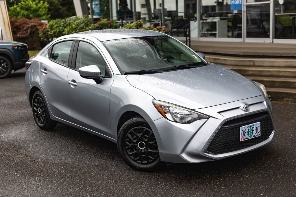 Used 2019 Toyota Yaris L FWD video 2