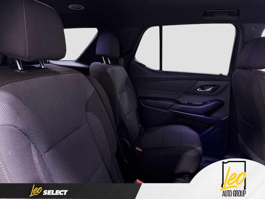 Used 2023 Chevrolet Traverse LT w/ LPO, Floor Liner Package image 28