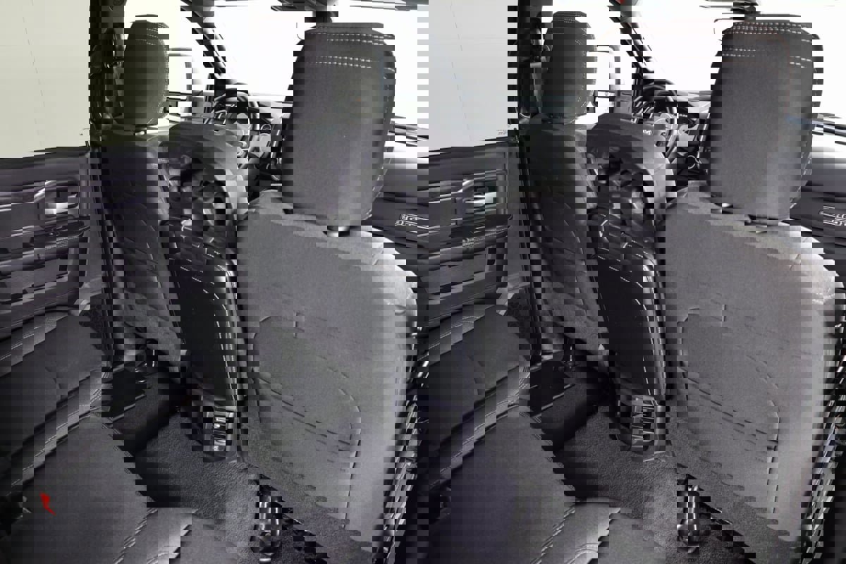 Used 2024 RAM 2500 Big Horn w/ Sport Appearance Package image 39