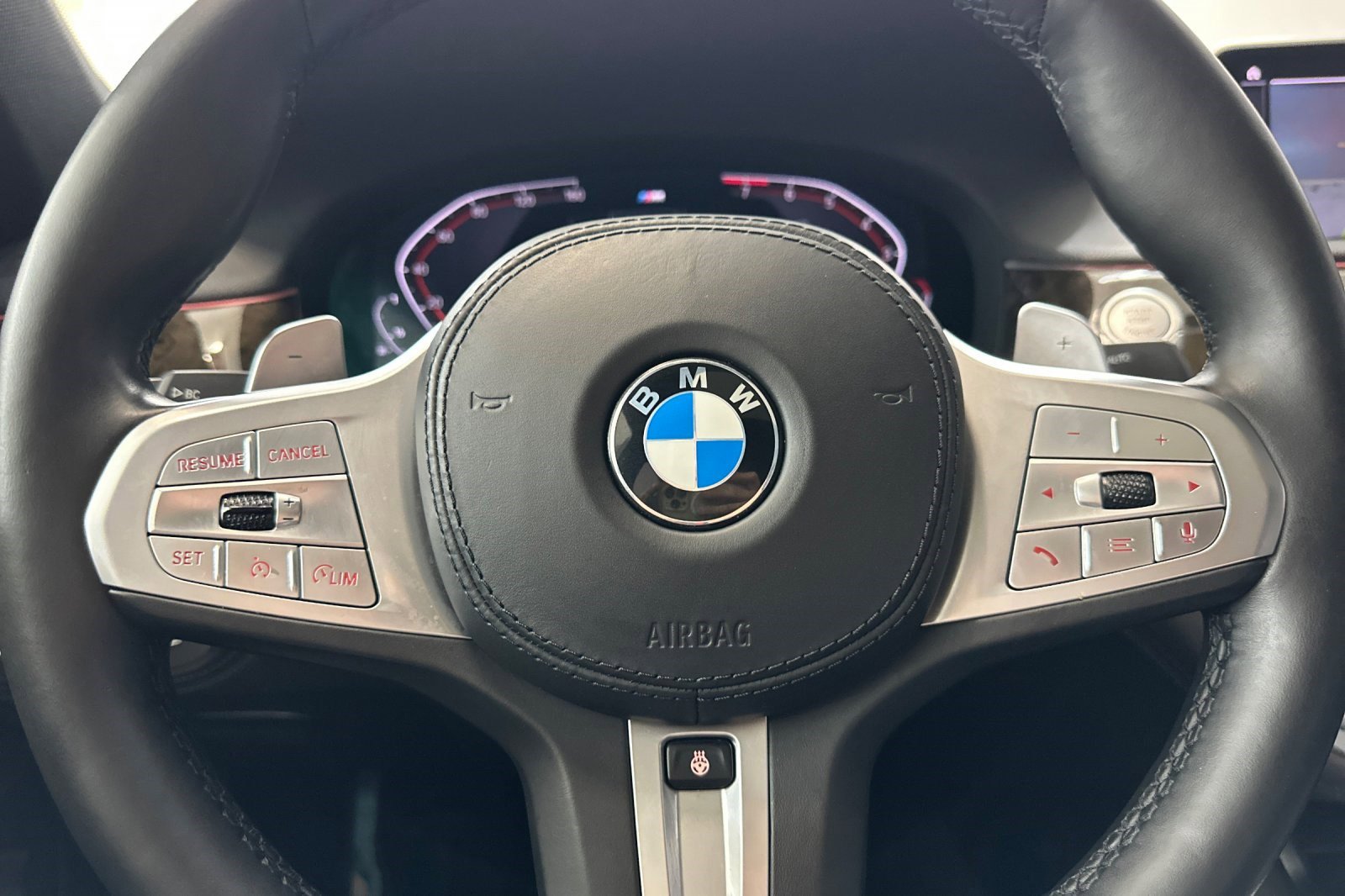Used 2022 BMW 740i w/ M Sport Package RWD image 16