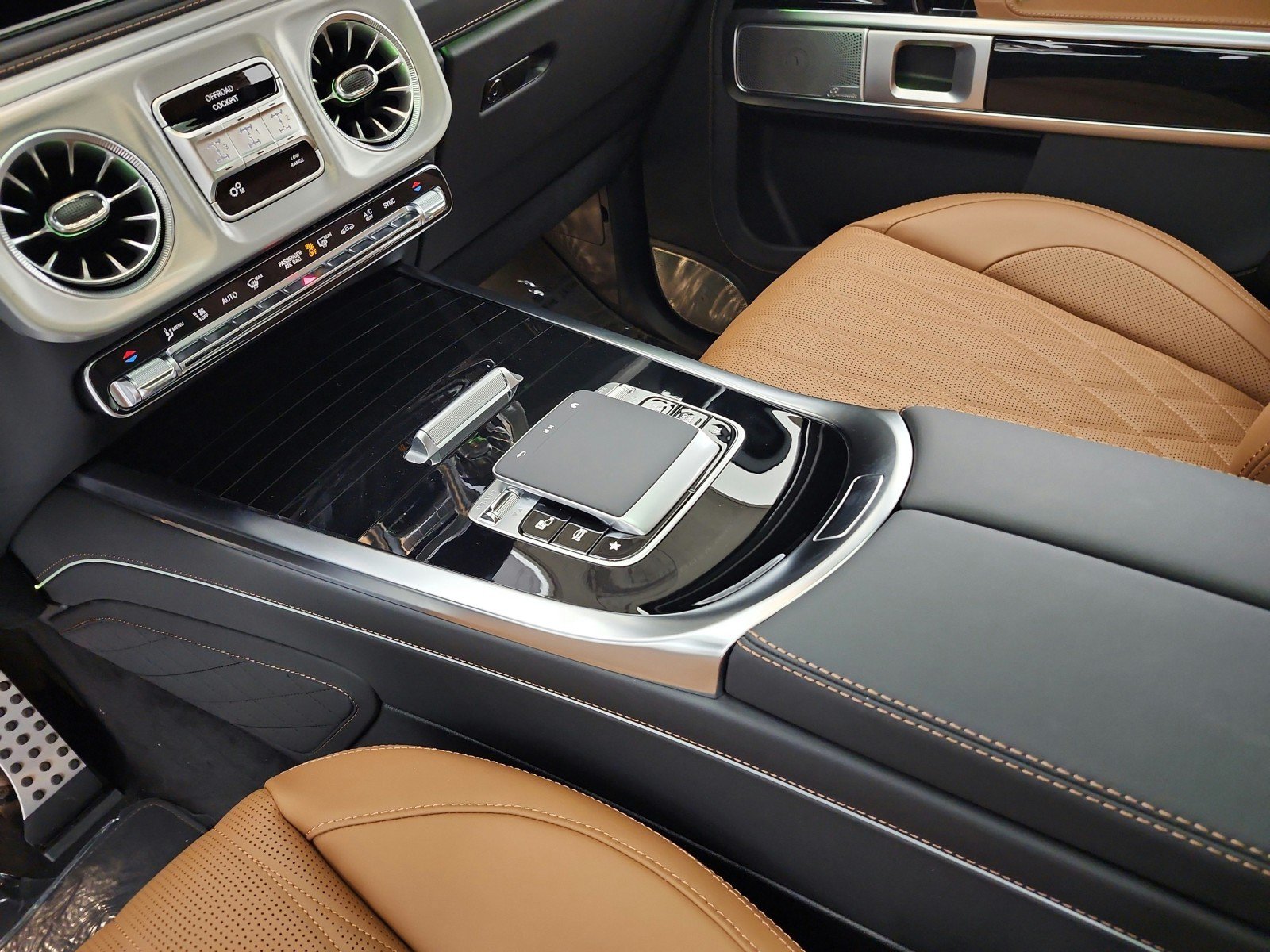 New 2026 Mercedes-Benz G 63 AMG 4MATIC image 10