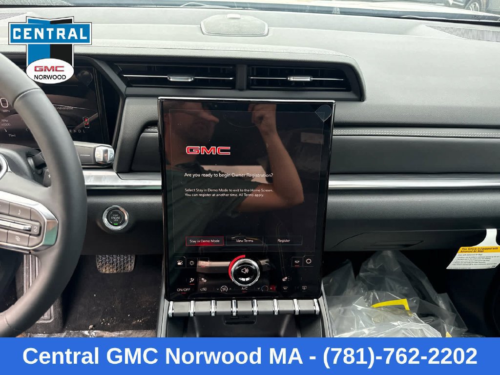 New 2027 GMC Terrain Elevation w/ Technology Package II AWD/4WD image 18