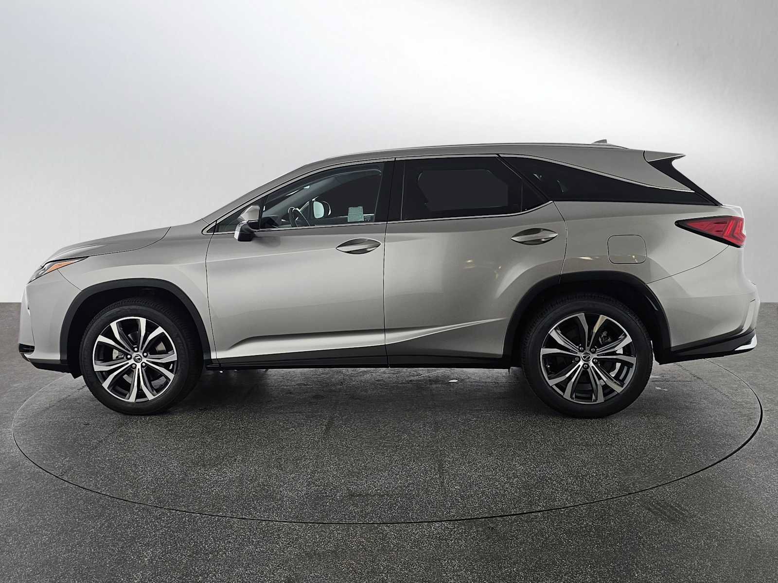 Used 2018 Lexus RX 350L FWD image 6
