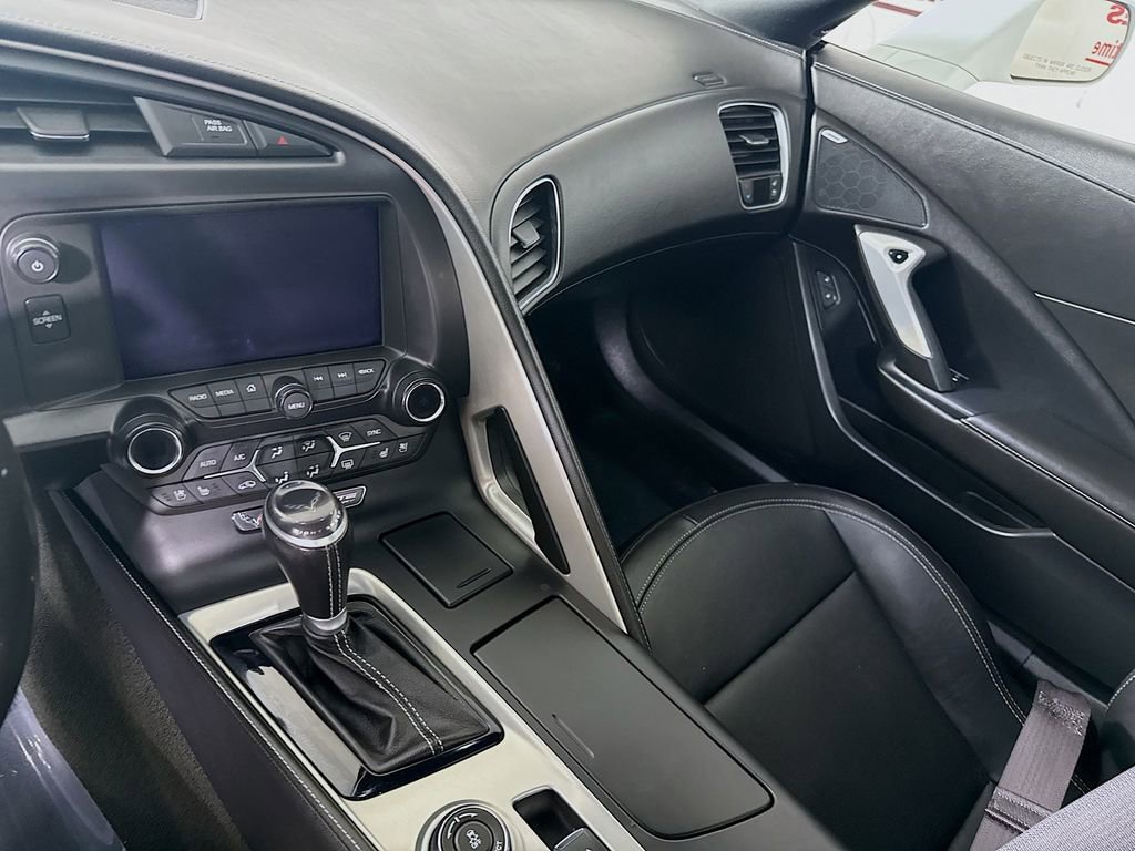 Used 2016 Chevrolet Corvette Stingray Coupe w/ 2LT Preferred Equipment Group image 31