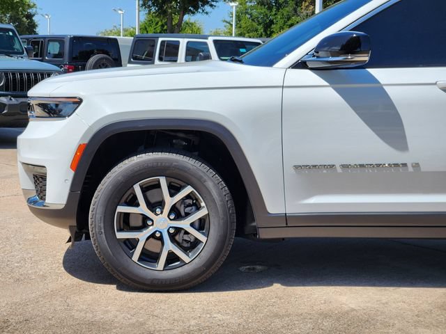 Certified 2023 Jeep Grand Cherokee L Limited w/ Luxury Tech Group II AWD/4WD image 9