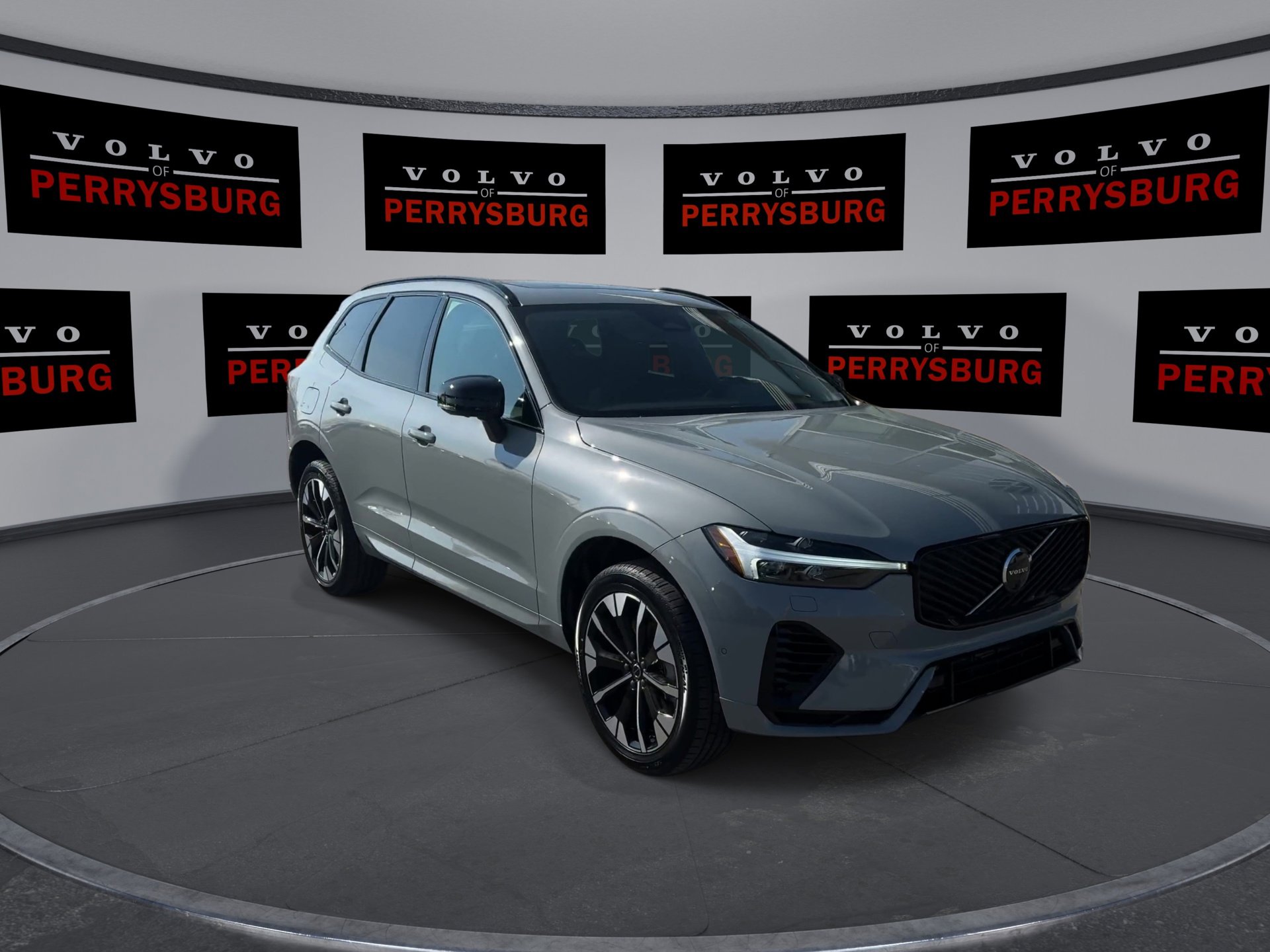 New 2026 Volvo XC60 T8 Plus w/ Protection Package Premier image 2