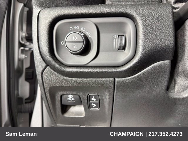 Used 2021 RAM 1500 Big Horn AWD/4WD image 14