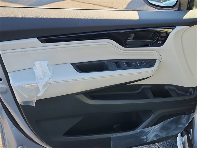 New 2026 Honda Odyssey Touring image 11