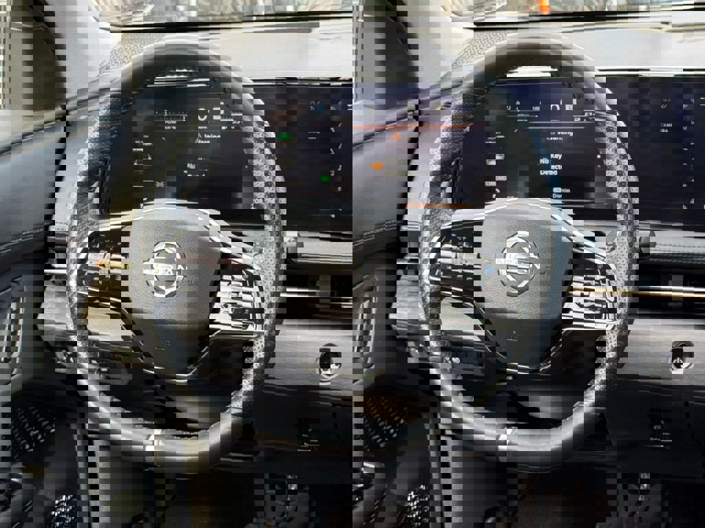 Used 2023 Nissan Ariya FWD image 36