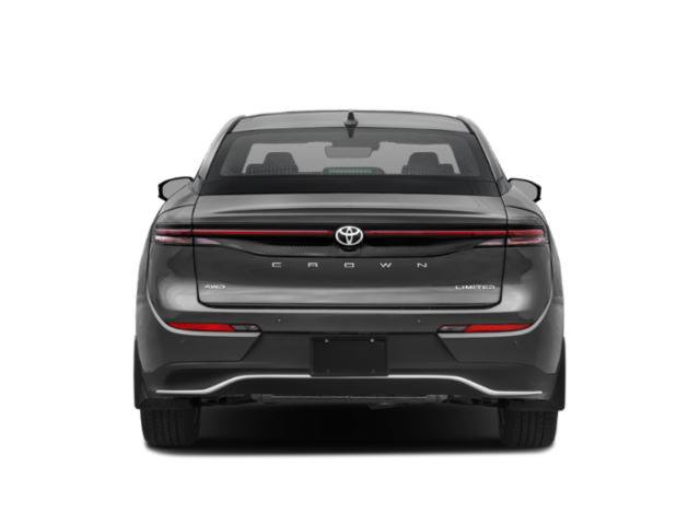 Used 2023 Toyota Crown Limited w/ Advanced Technology Package image 5