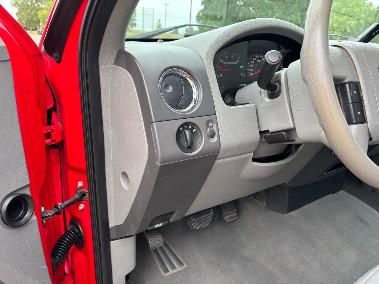 Used 2007 Ford F150 XLT AWD/4WD image 13