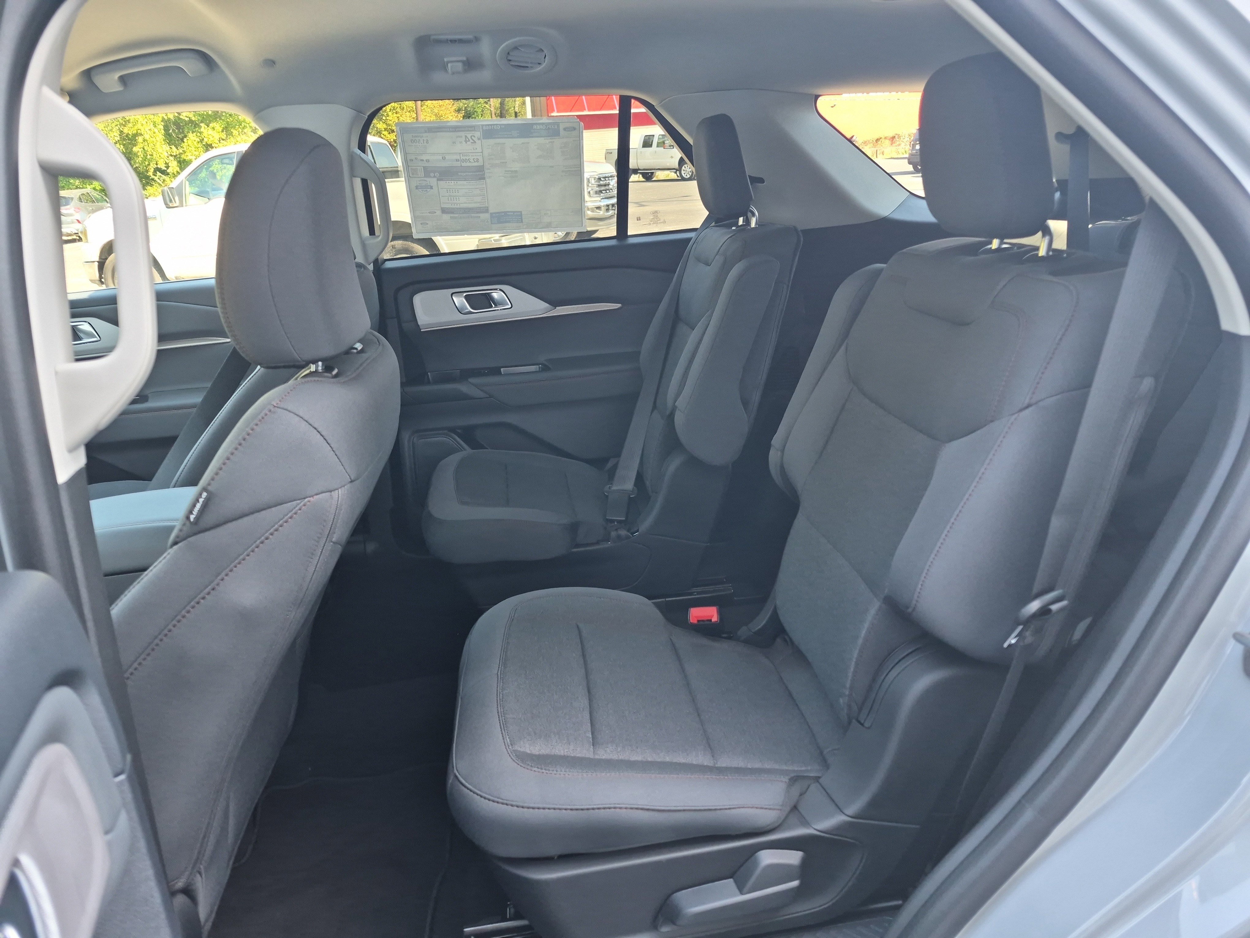 New 2025 Ford Explorer Active image 13